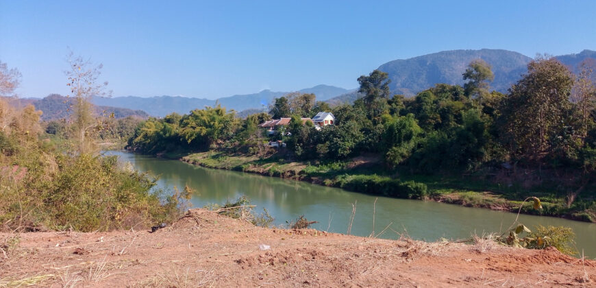 Land river view for sale